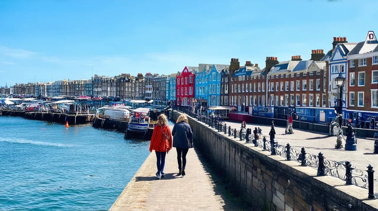 Brighton & Hove Travel Itinerary: Explore the Coastal Gem