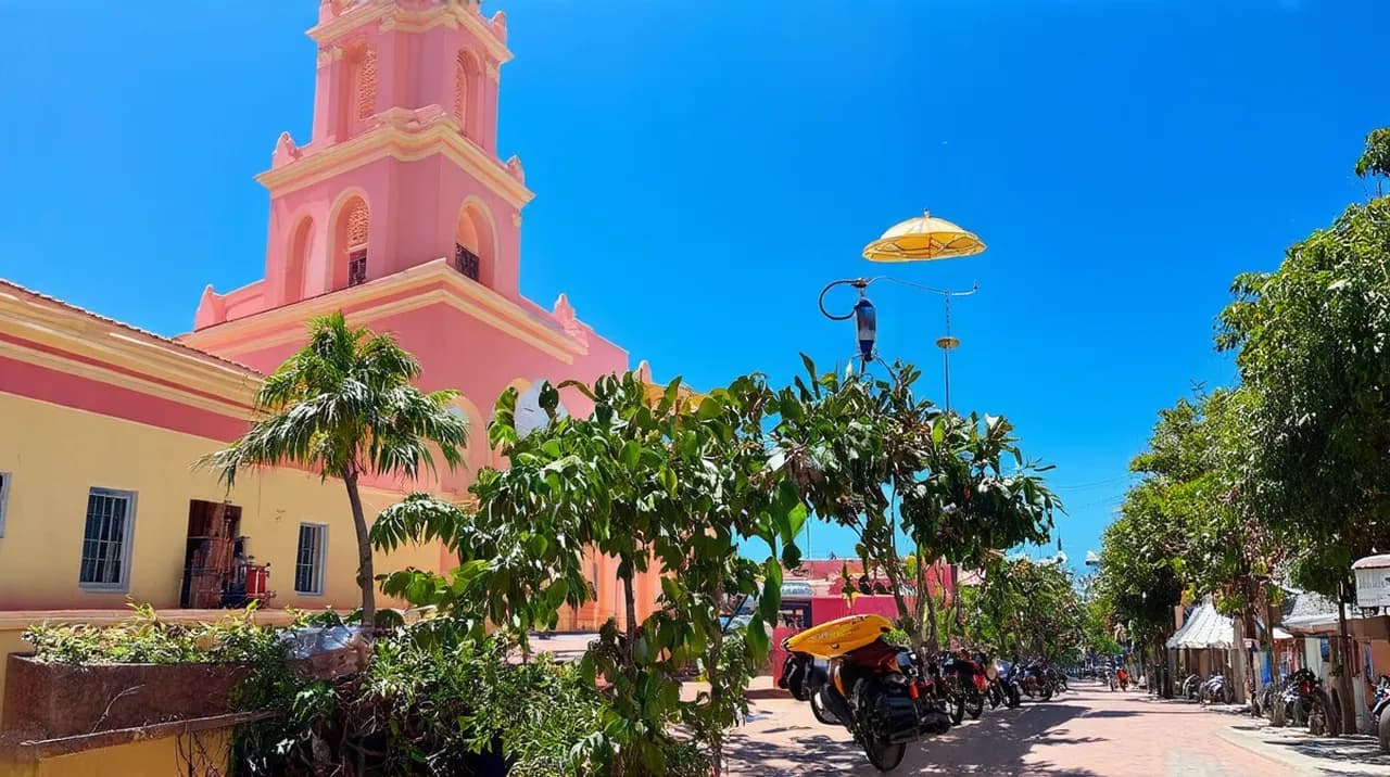 Centro & the Mainland 3-Day Itinerary: Explore the Best