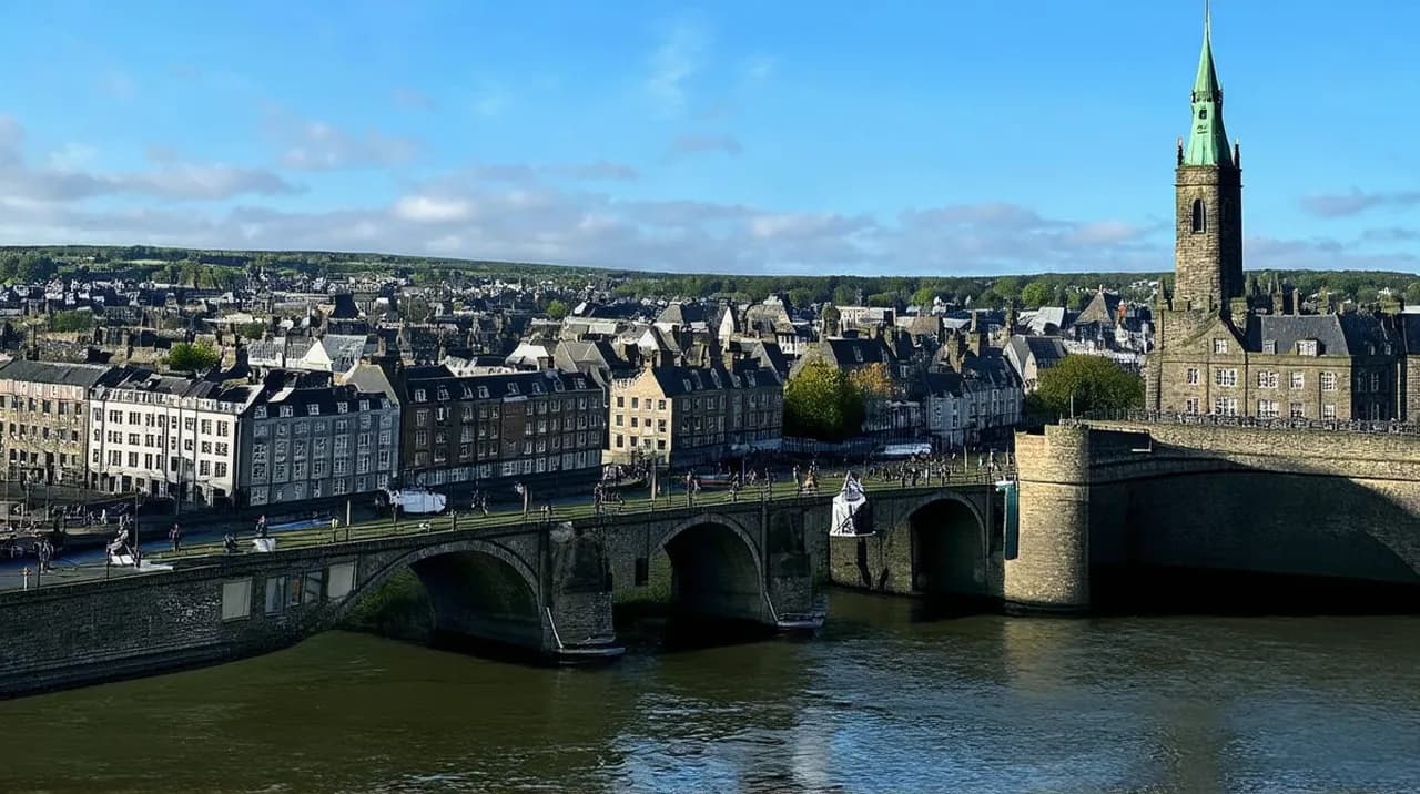 Limerick City Travel Itinerary: Explore the Treaties