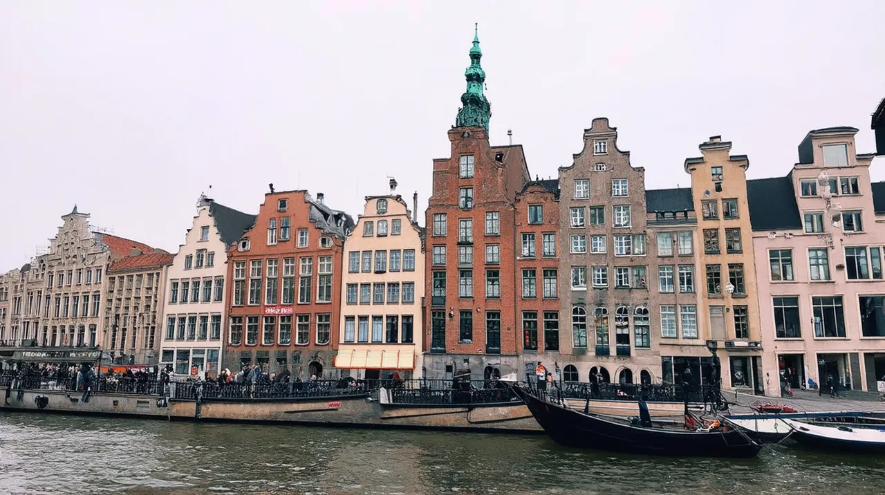 Antwerp 3-Day Itinerary: Explore the Diamond City