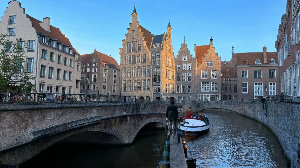 Ghent Itinerary for Couples: Romantic Getaway Tips