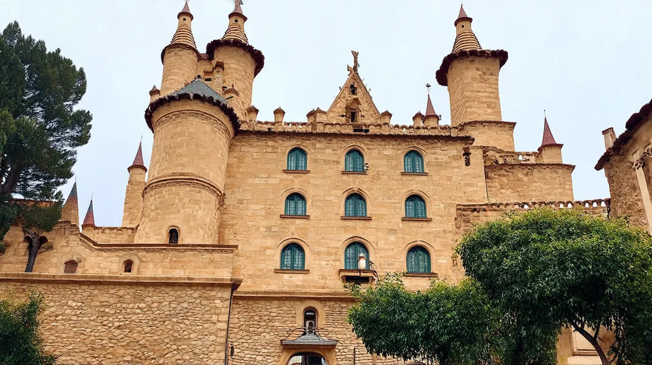 Segovia Travel Itinerary: Explore This Spanish Gem