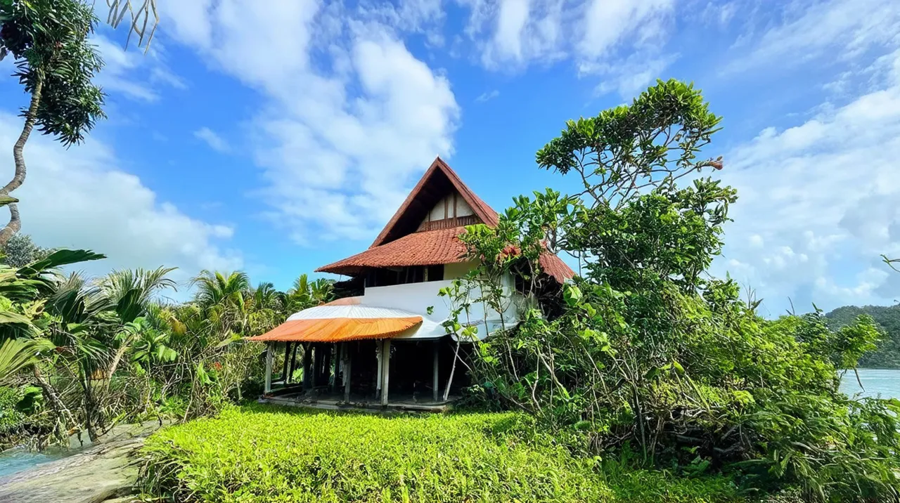 Semporna Weekend Itinerary: Explore Tropical Paradise