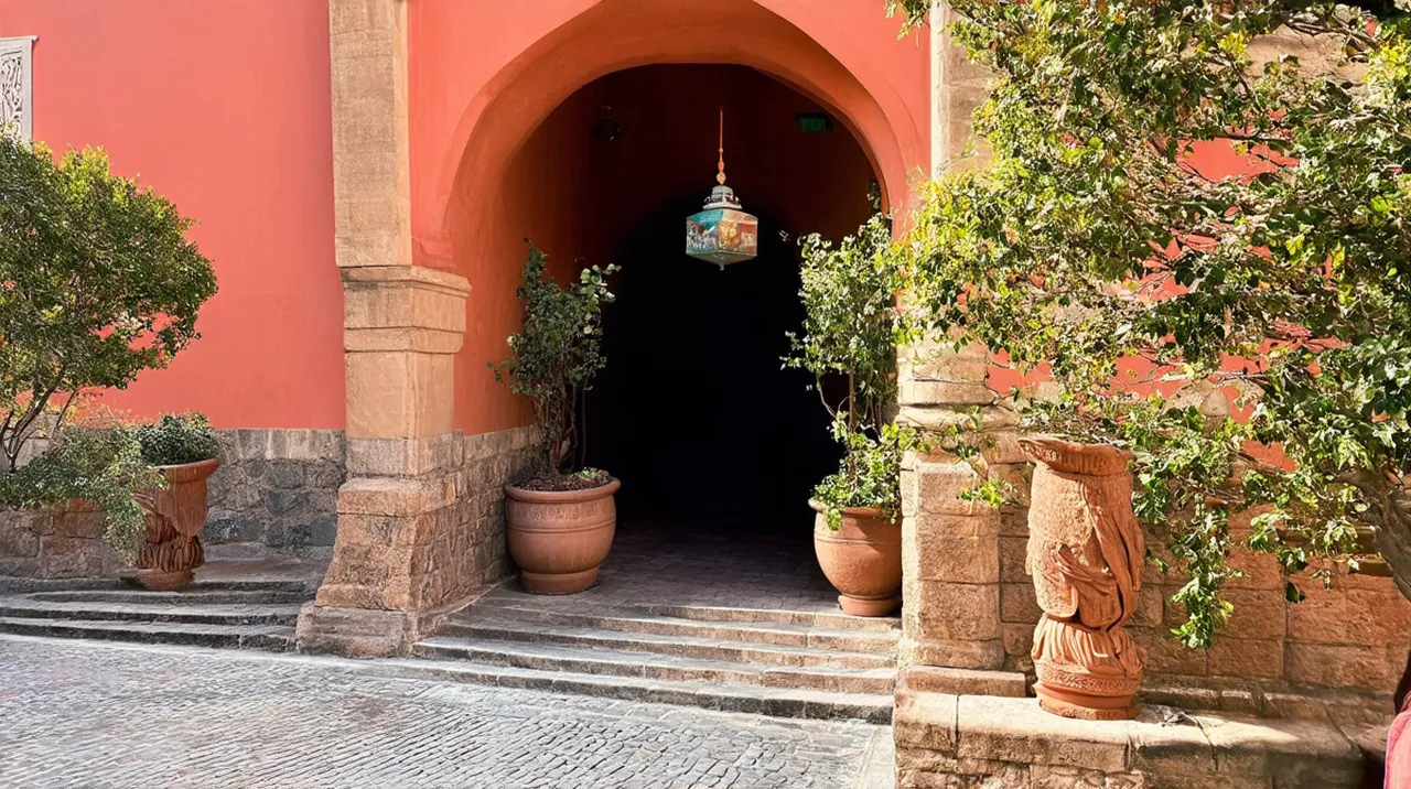 Granada Weekend Itinerary